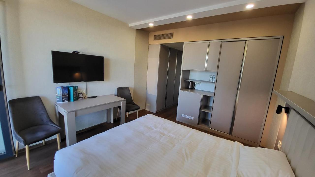 Black Sea Apartments Alliance Palace Batumi Zewnętrze zdjęcie